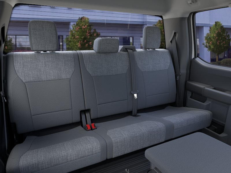 New 2026 Oxford White Ford F-250® XLT image 33