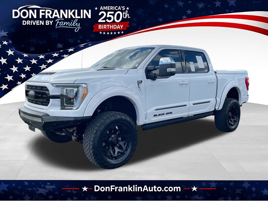 Used 2023 White Ford Lariat image 1