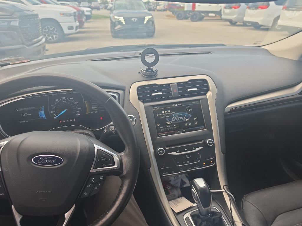Used 2015 Tuxedo Black Ford SE image 7