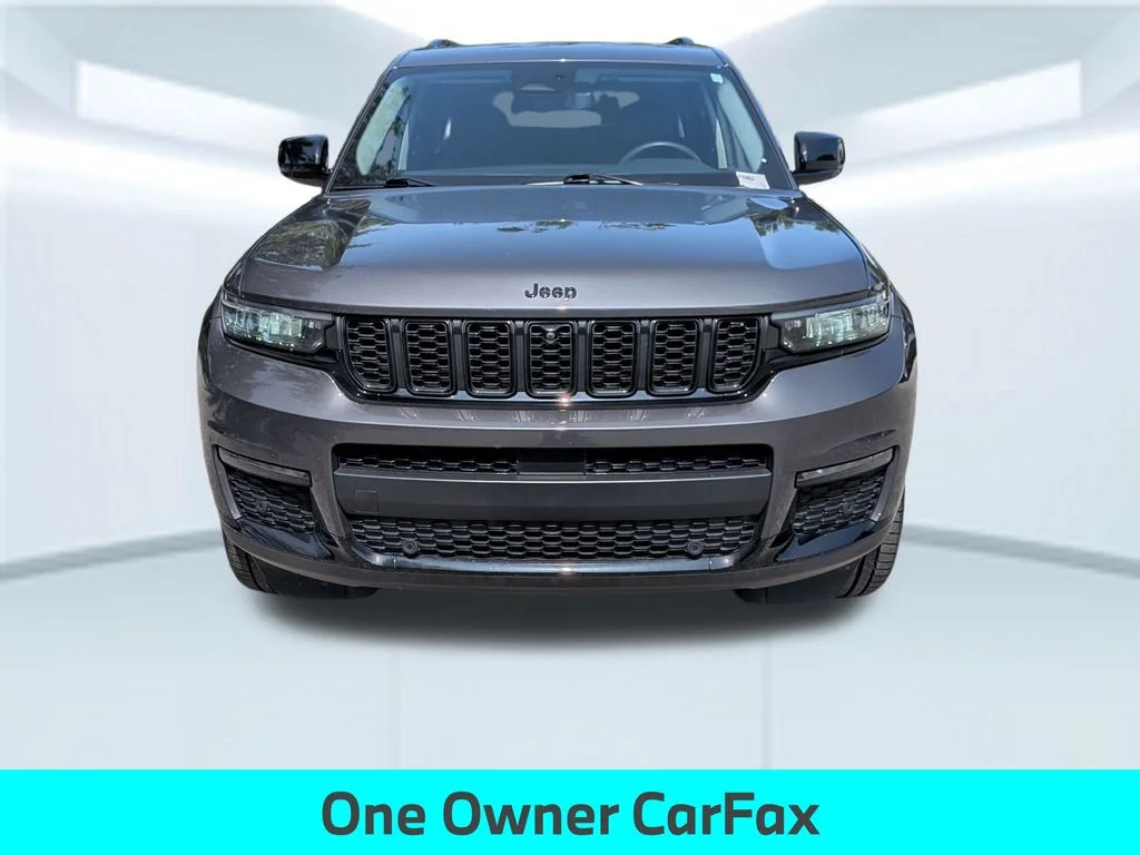 Used 2023 Gray Jeep Limited image 11