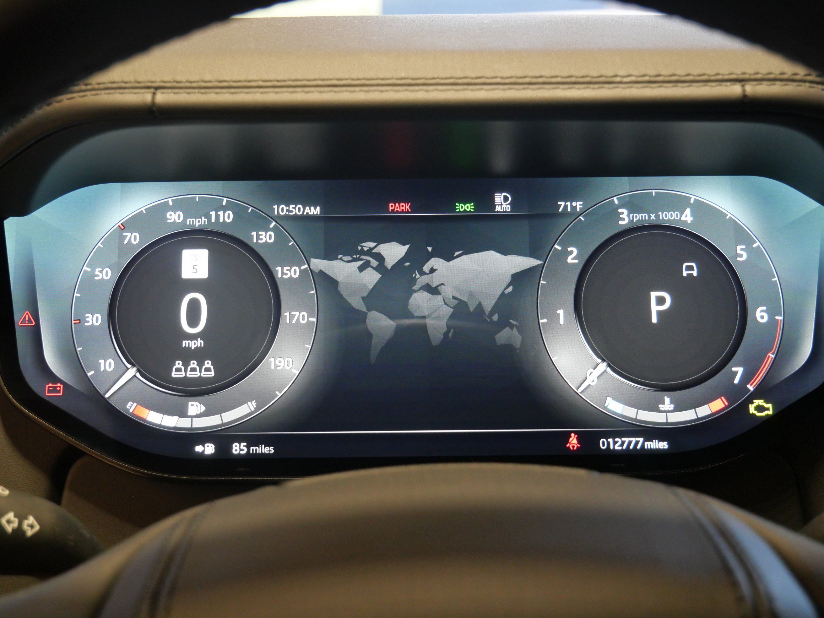 Used 2023 Sunrise Copper SV Bespoke Ultra Met Satin Land Rover SV image 32