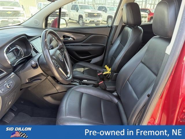 Used 2020 Winterberry Red Metallic Buick Essence image 11