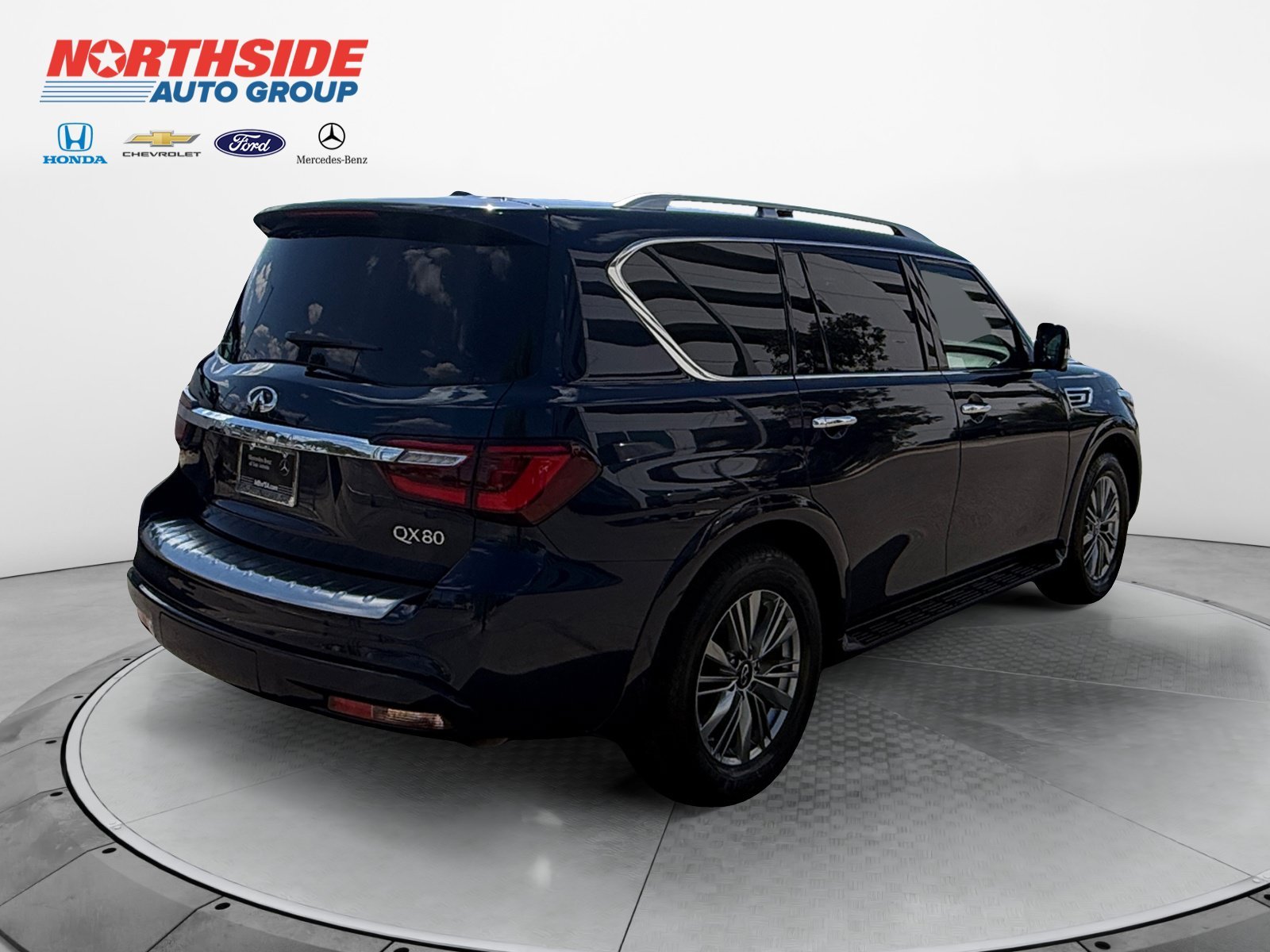 Used 2022 Hermosa Blue INFINITI LUXE image 7