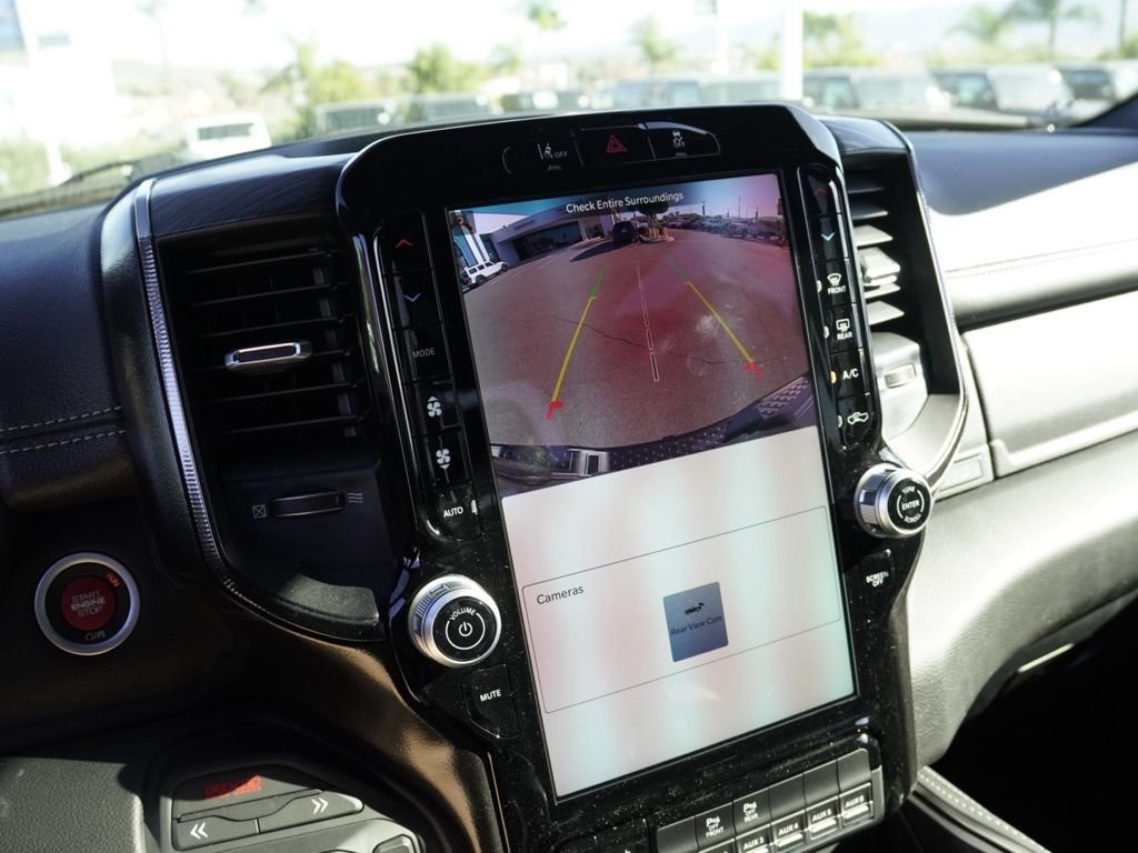 New 2026 Diamond Black Crystal Pearl-Coat Exterior Paint RAM RHO image 14