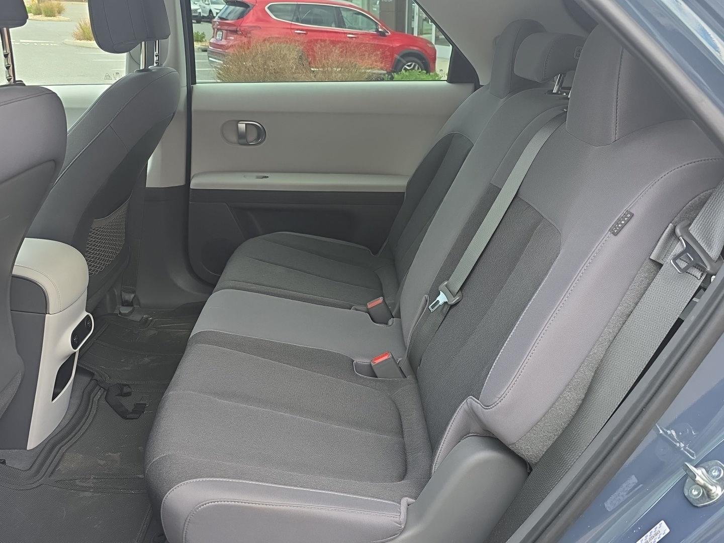 Used 2024 Digital Teal Hyundai SEL image 11
