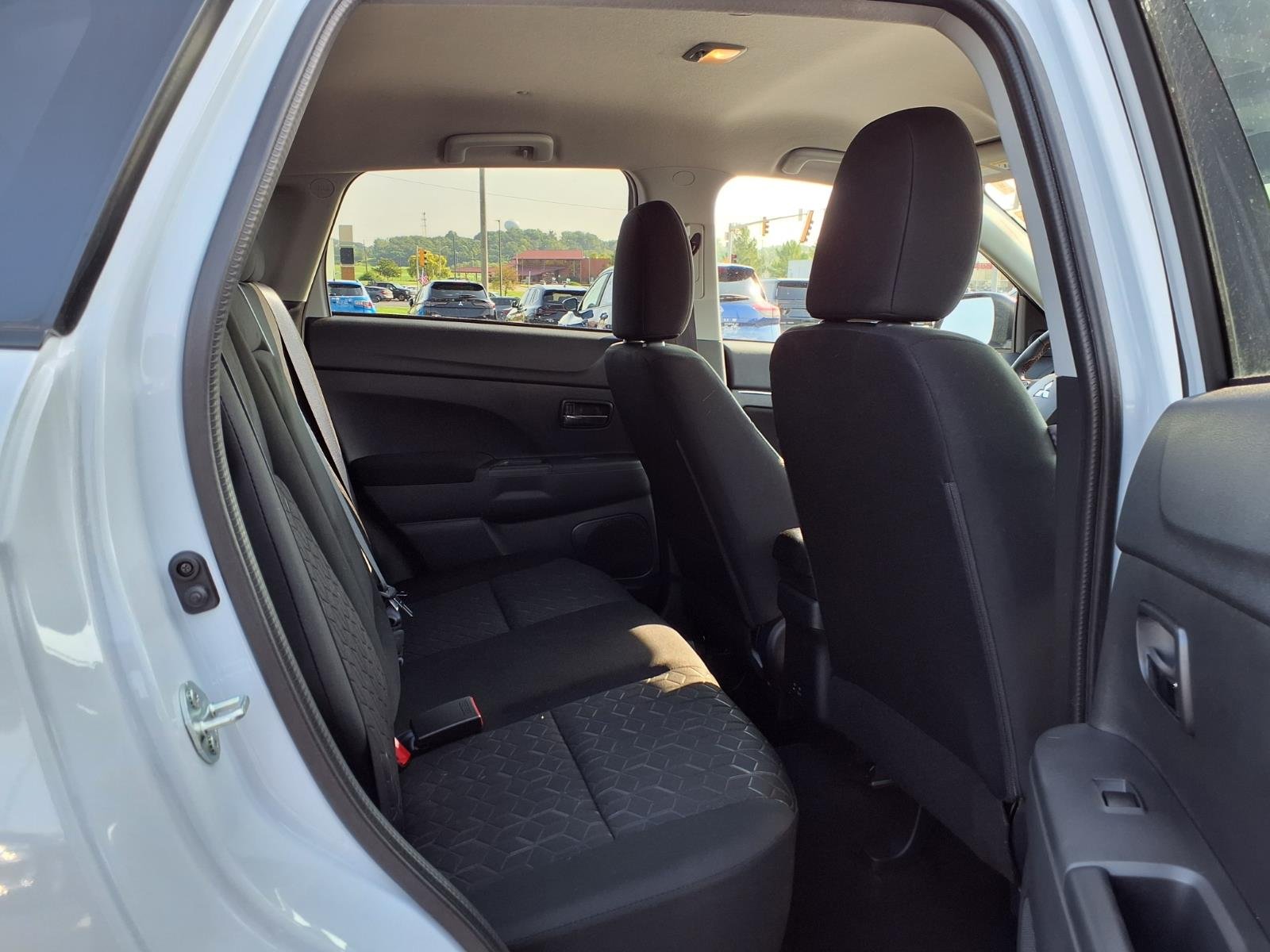 Used 2025 White Mitsubishi 2.0 LE AWC image 24