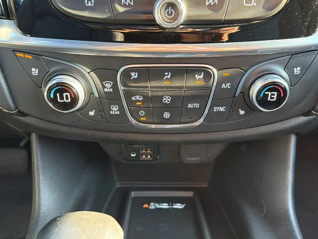 Used 2022 MOSAIC BLACK METALLIC Chevrolet Premier image 33