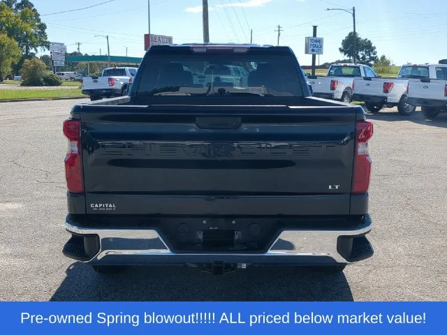 Used 2020 Black Chevrolet LT image 12