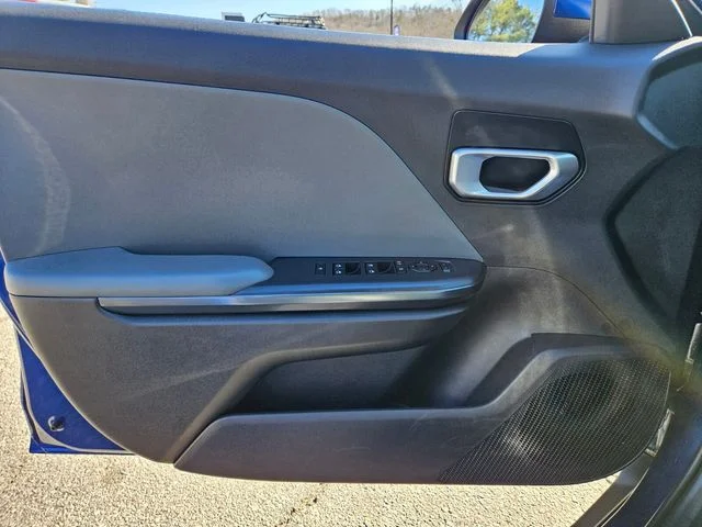 Used 2025 Blue Kia LXS image 33