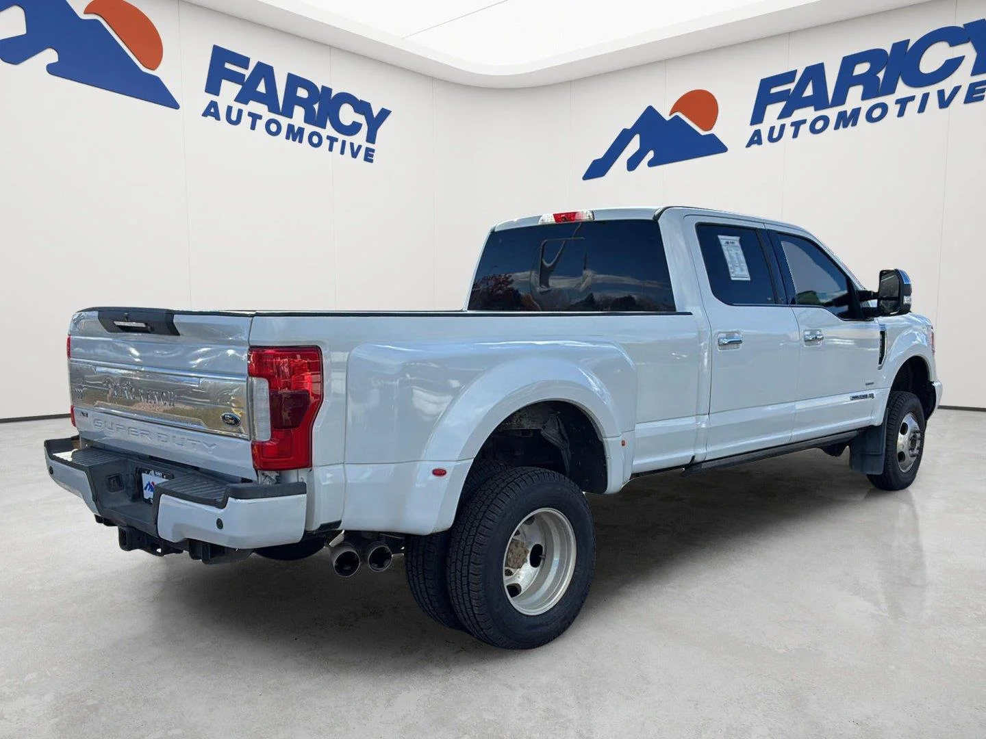 Used 2017 Oxford White Ford King Ranch image 4