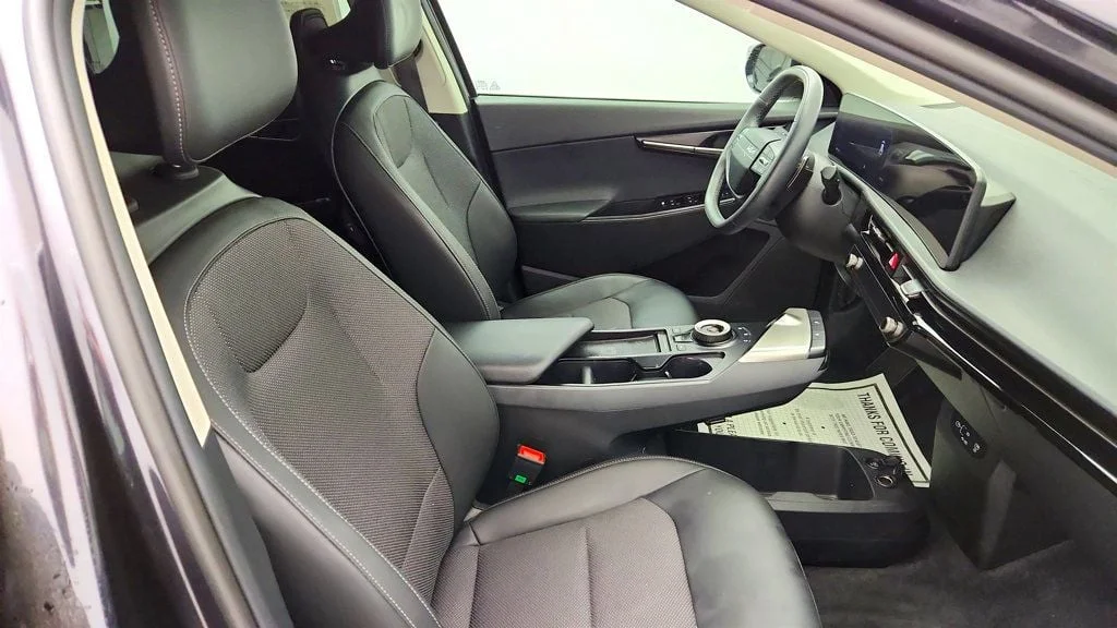 Used 2025 Panthera Metal Kia Light Long Range RWD image 22