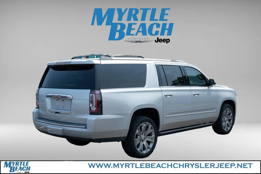 Used 2017 Quicksilver Metallic GMC Denali image 6