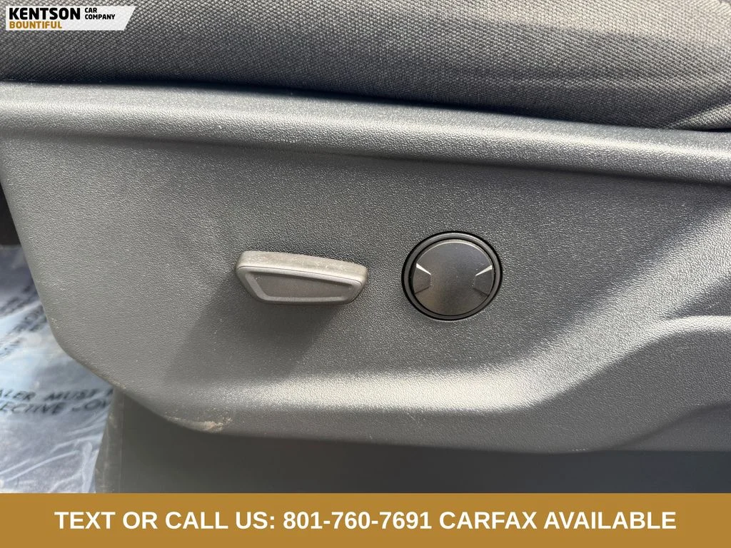 Used 2025 White Ford XLT image 26
