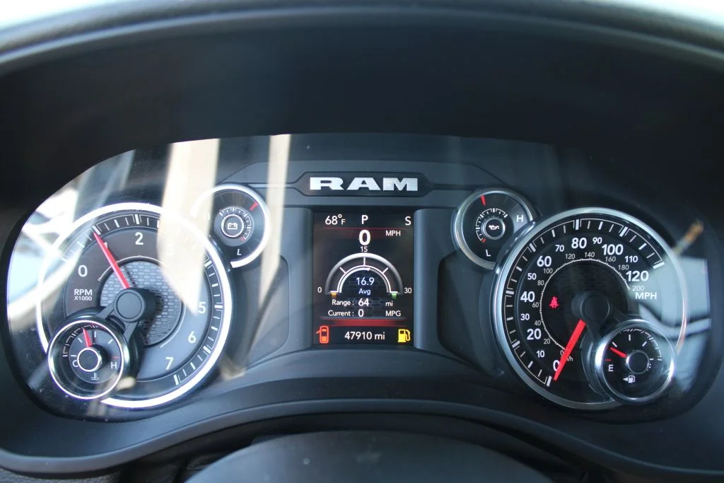 Used 2023 White Ram Big Horn/Lone Star image 22