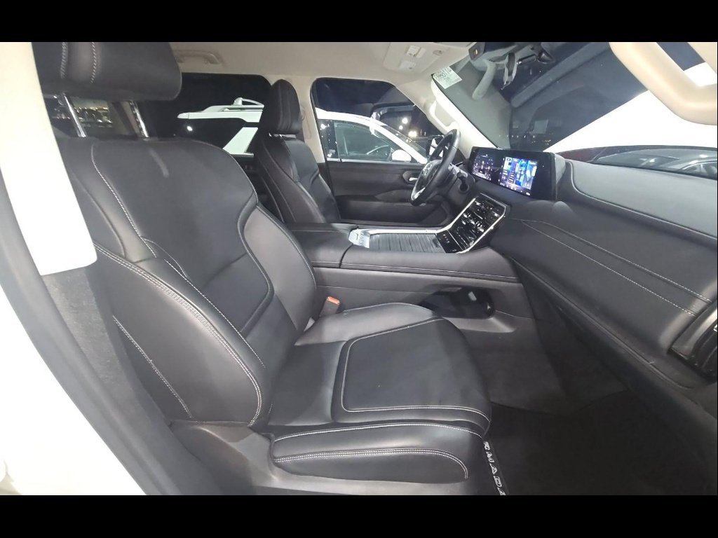 Certified Used 2026 Aspen White TriCoat Nissan SV image 6
