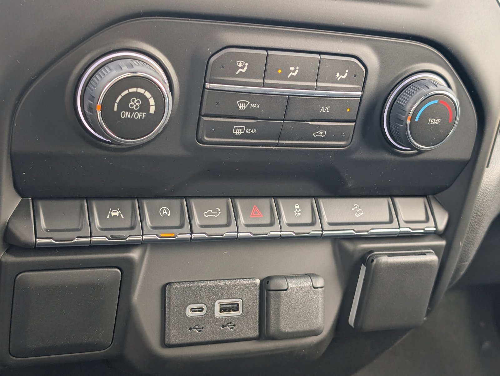 2026 Chevrolet Silverado 1500 Custom Trail Boss - Photo 17
