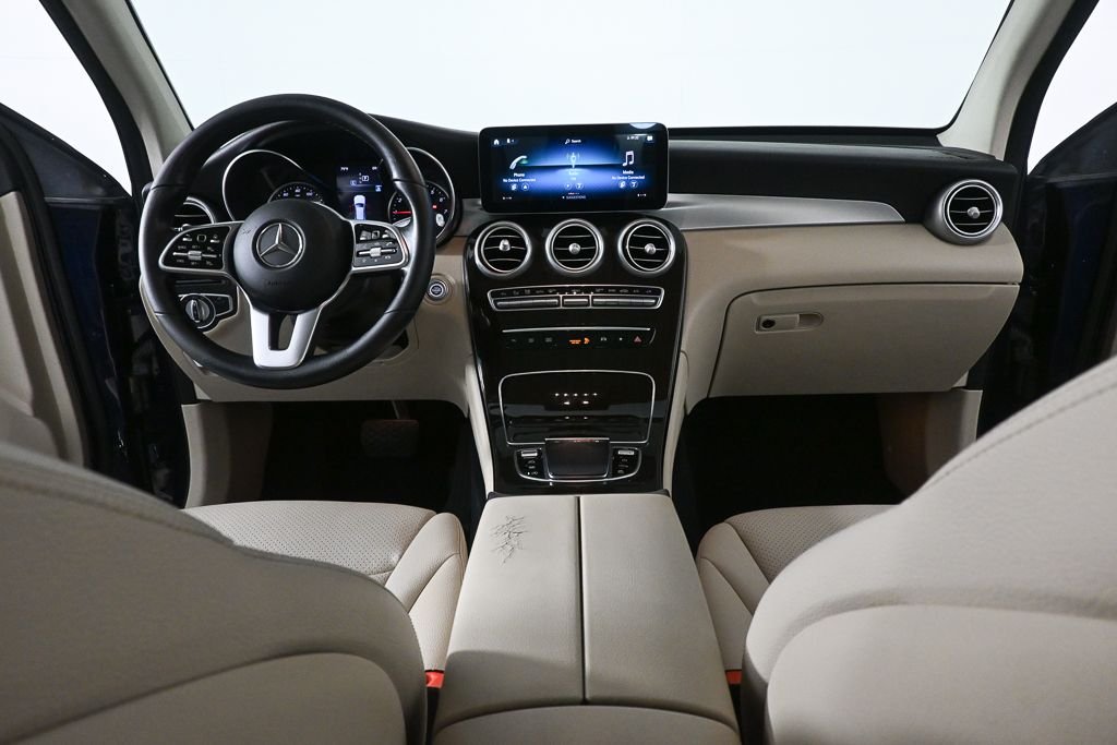Used 2021 Blue Mercedes-Benz GLC 300 image 17