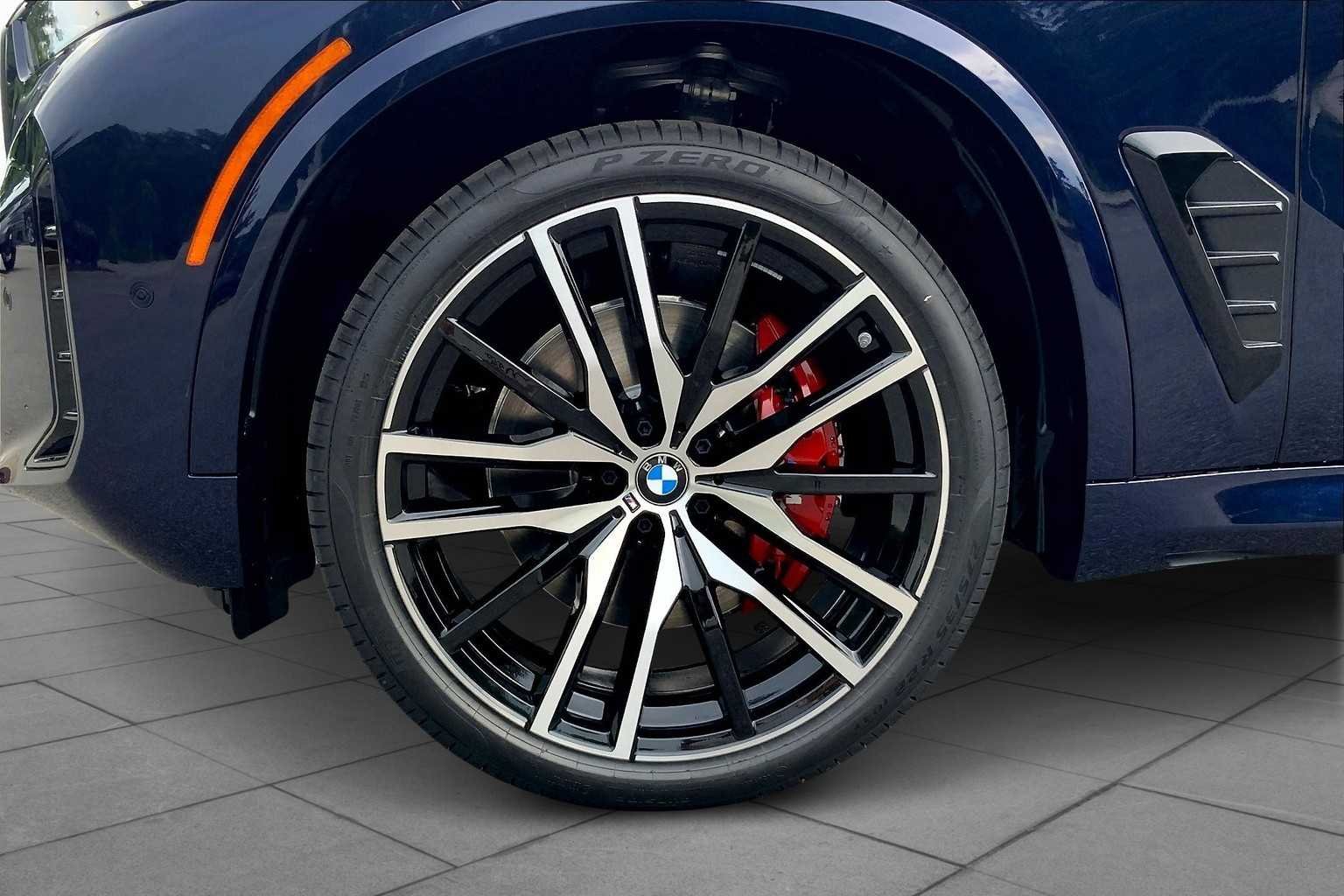 Certified Used 2026 Tanzanite Blue II Metallic BMW xDrive40i image 11