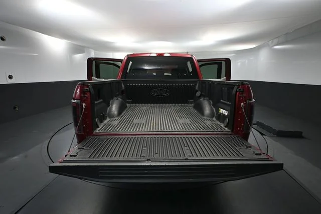 Used 2019 Red Ford XLT image 37