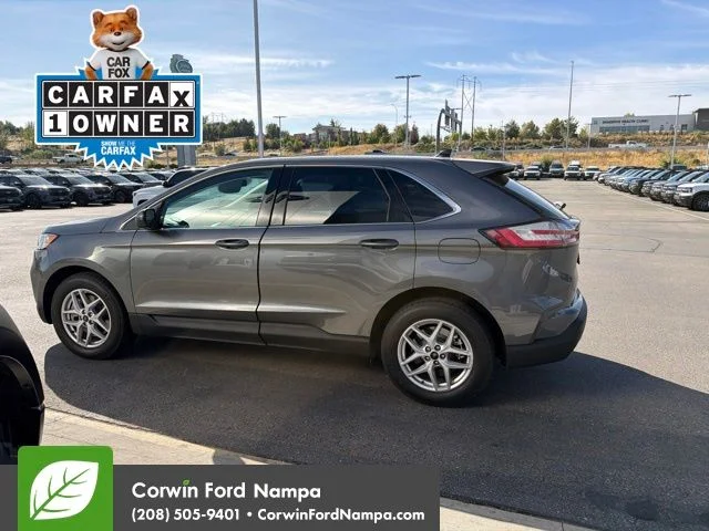 Used 2024 Gray Ford SEL image 9
