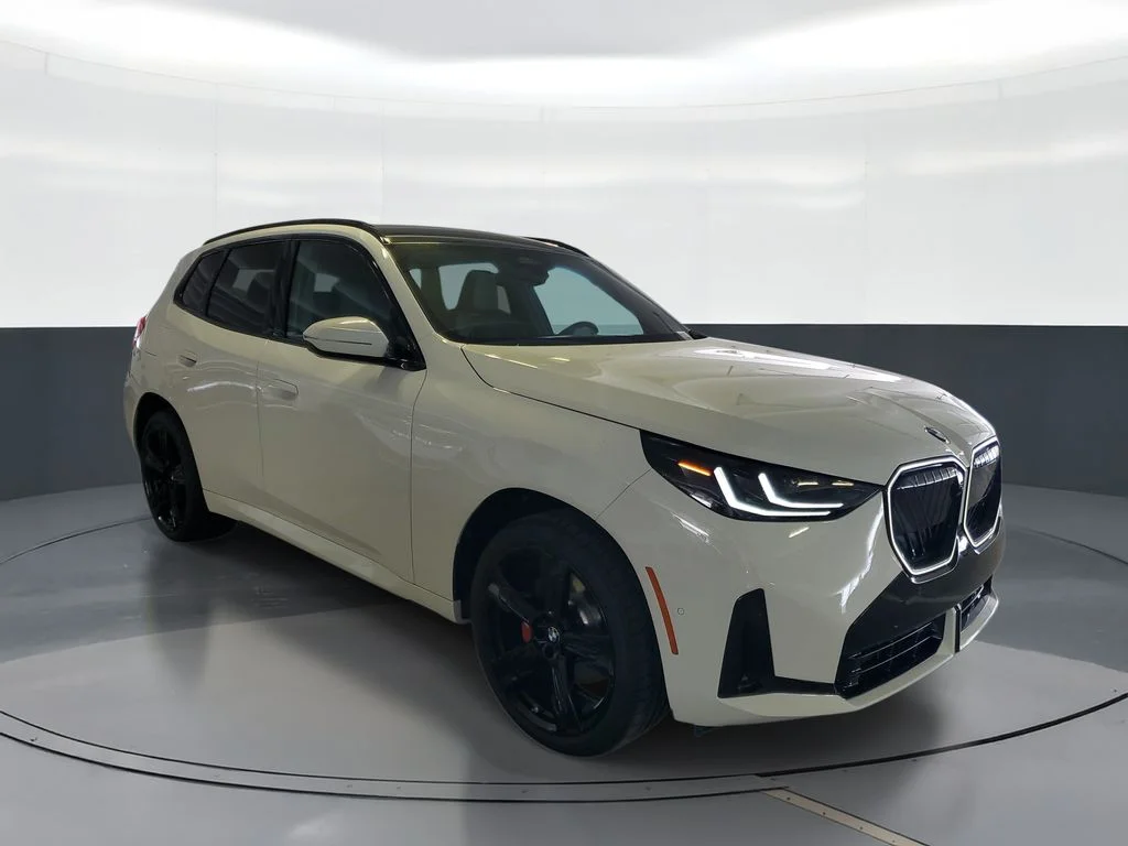 New 2026 Alpine White BMW 30 xDrive image 2