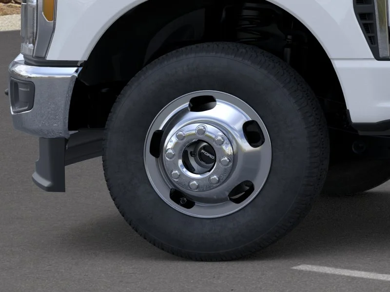 New 2026 Oxford White Ford F-350® XL image 43