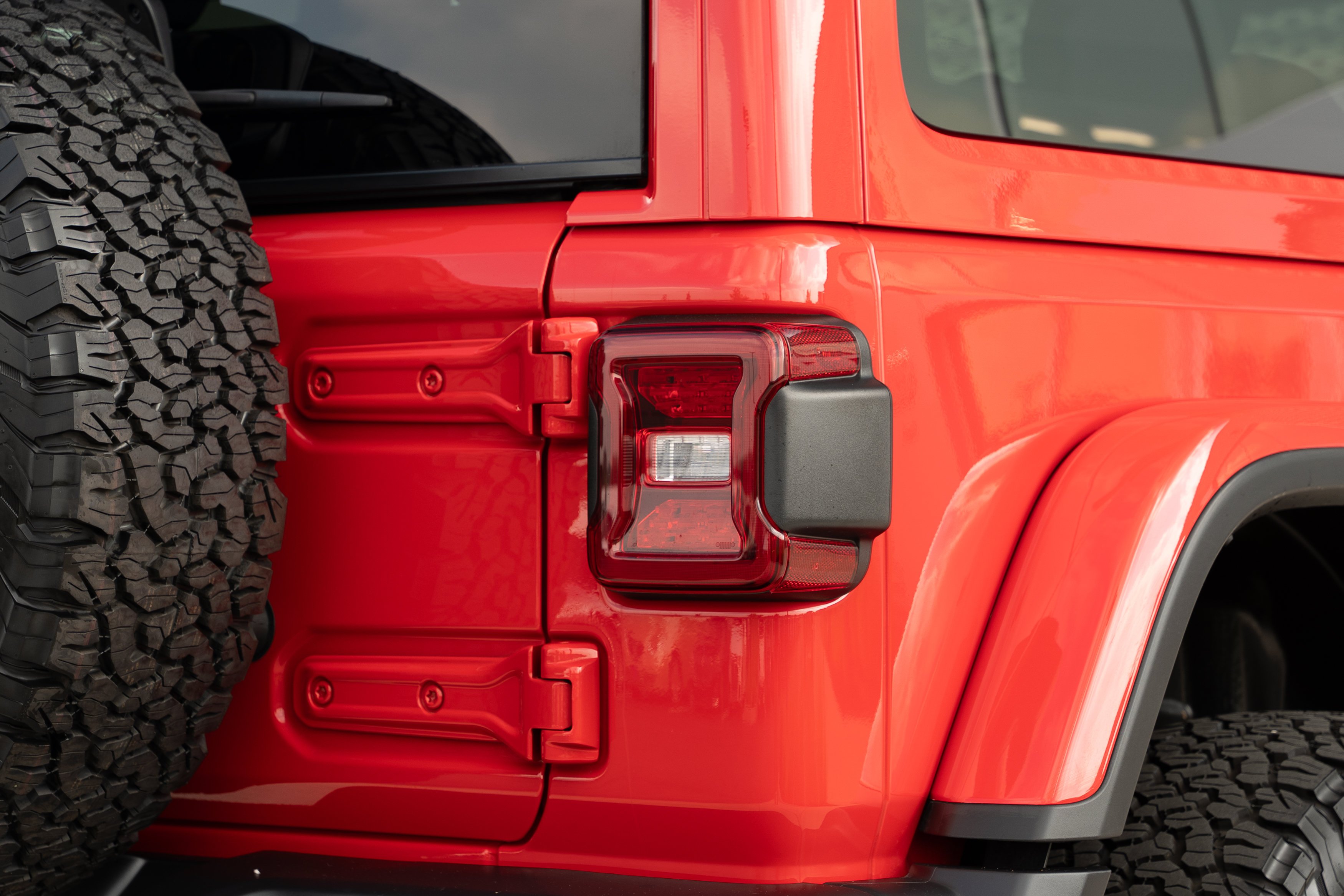 Used 2026 Firecracker Red Clearcoat Jeep Rubicon image 23