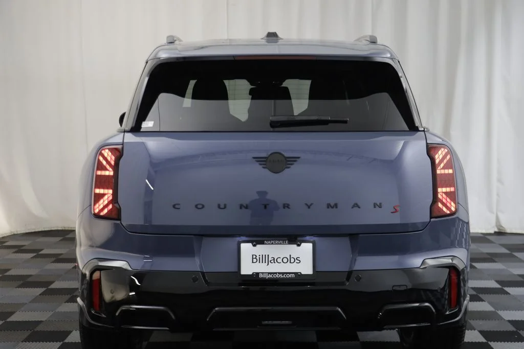 New 2027 Slate Blue Metallic MINI  image 16