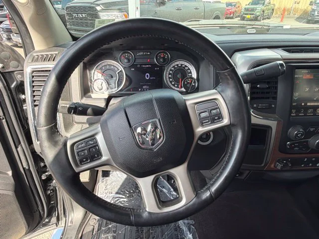 Used 2017 Black Forest Green Pearlcoat Ram Laramie image 21