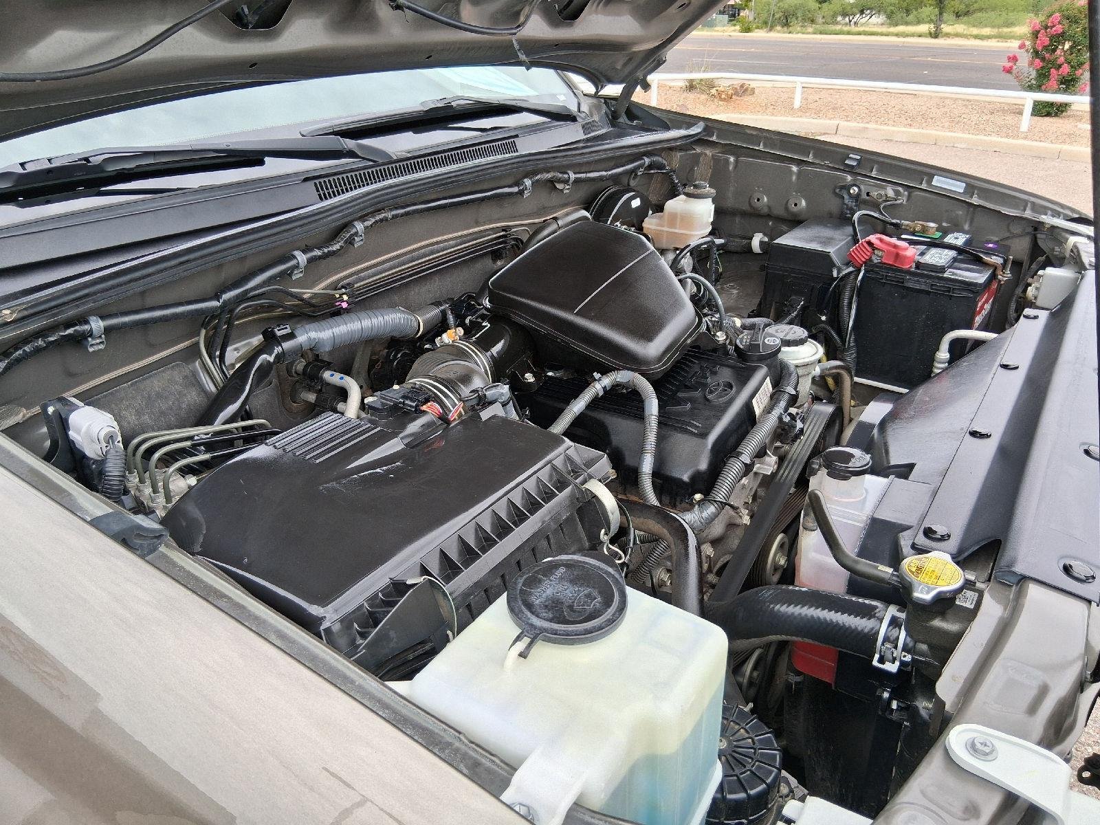 Used 2009 Pyrite Mica Toyota PreRunner image 38