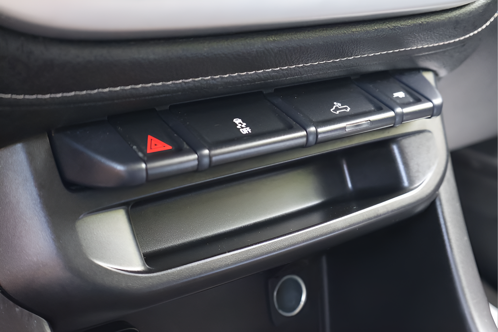 Used 2022 Black GMC Elevation image 23
