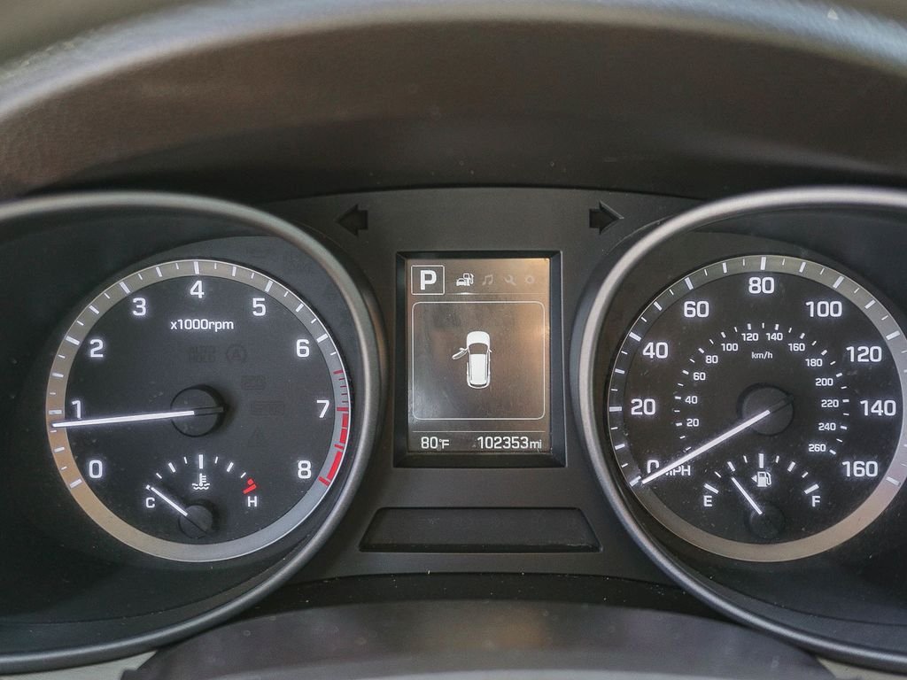 Used 2017 Gray Hyundai 2.4 Base image 21