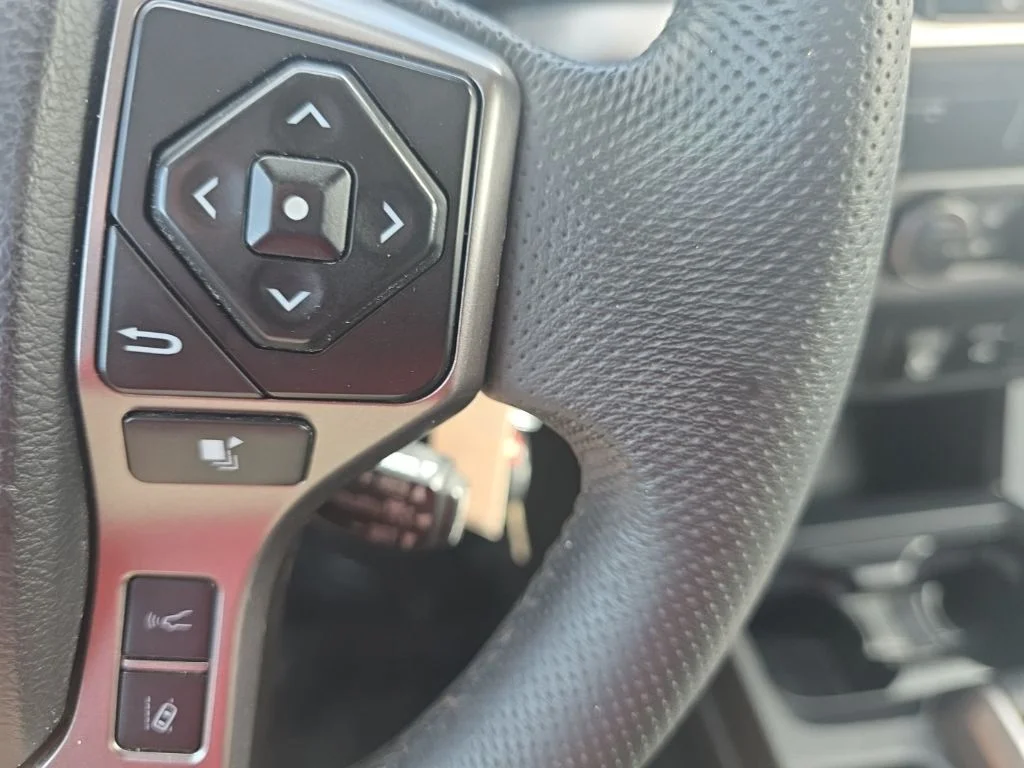 2022 Toyota Tacoma SR5 - Photo 12