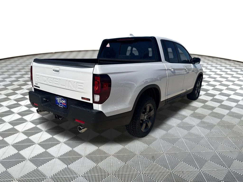 New 2026 Platinum White Pearl Honda TrailSport image 5