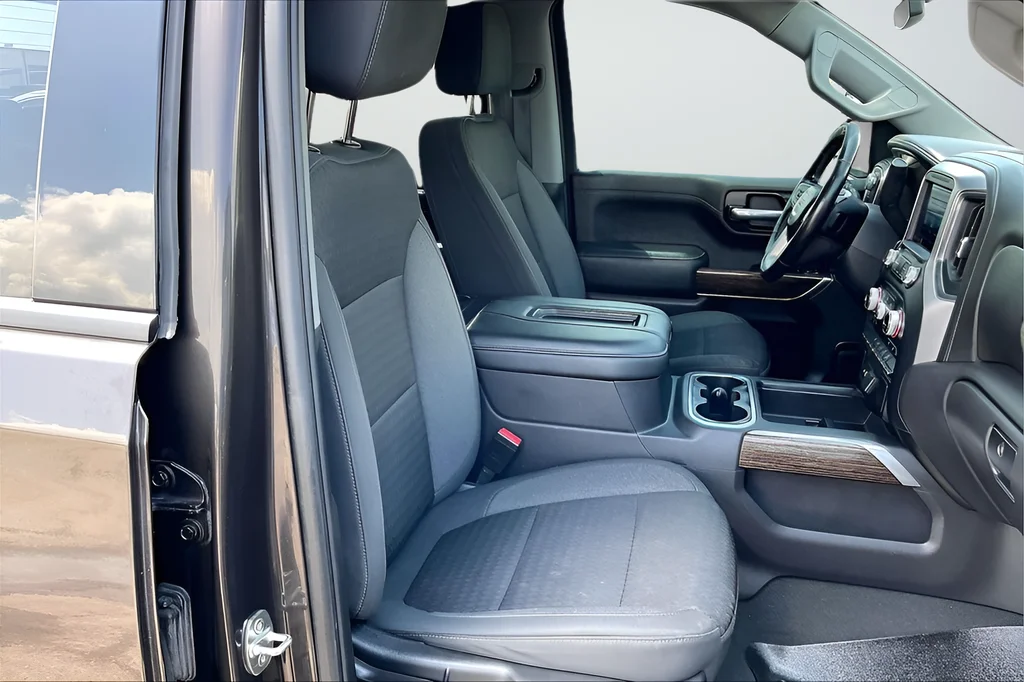 Used 2021 Brown GMC Elevation image 30