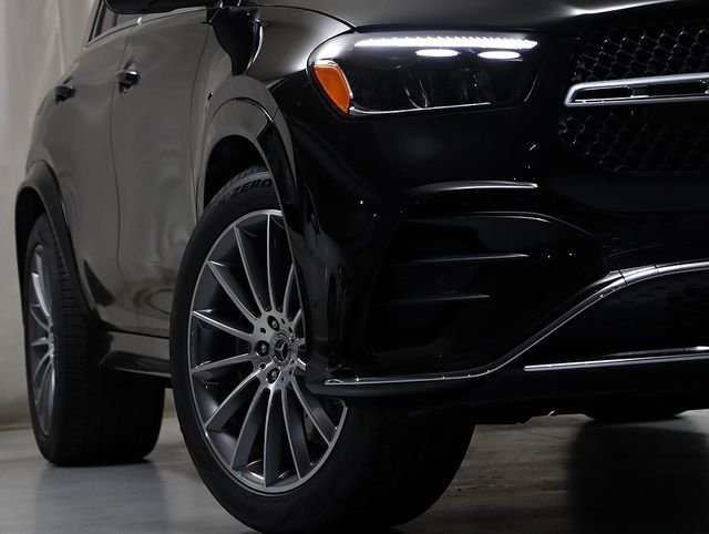 Certified Used 2026 Obsidian Black Metallic Mercedes-Benz GLE 450 image 4