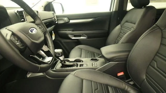 New 2026 Oxford White Ford Lariat® image 22