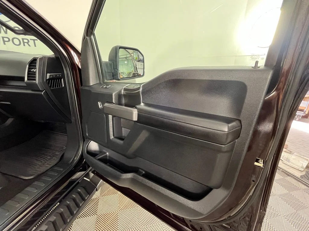 Used 2018 Red Ford XLT image 25