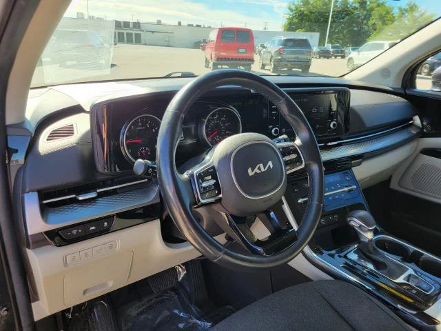 Used 2022  Kia LX image 23