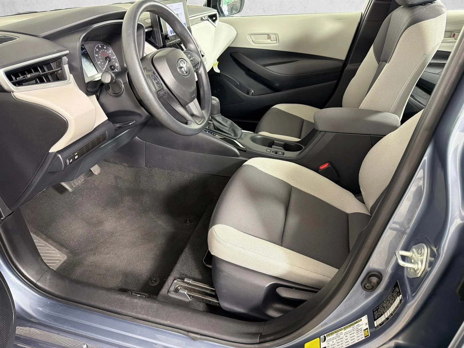 Used 2024 White Toyota LE image 9