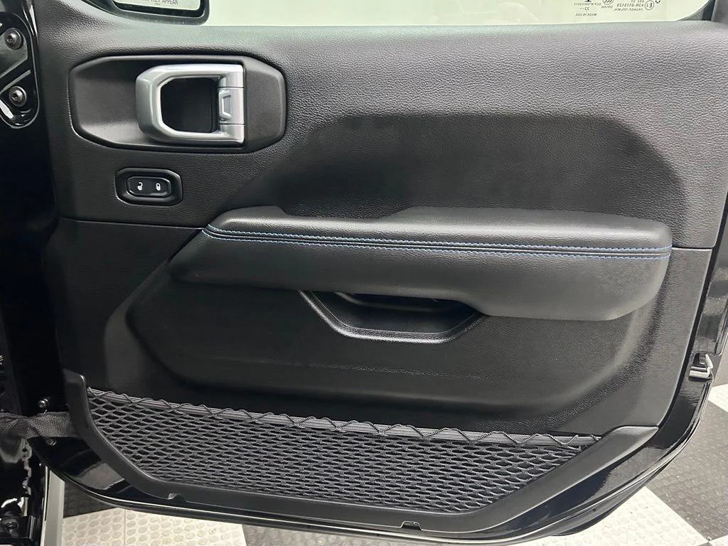 Used 2023 Black Jeep Rubicon 4xe image 16
