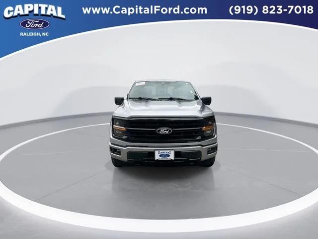 Used 2025 Silver Ford XLT image 3