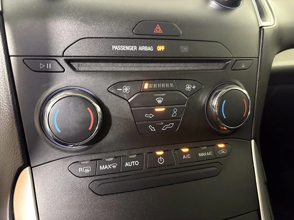 Used 2017 Gold Ford SEL image 26