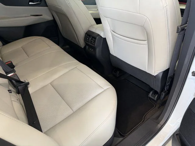 Used 2026 White Nissan SL image 25