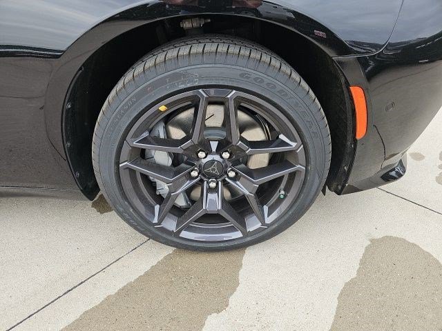 New 2026 Diamond Black Crystal Pearlcoat Dodge Scat Pack Plus image 9