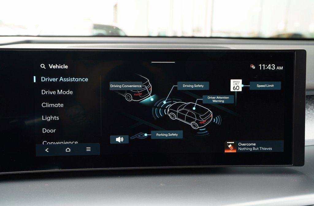 New 2026 Abyss Black Hyundai SE image 16