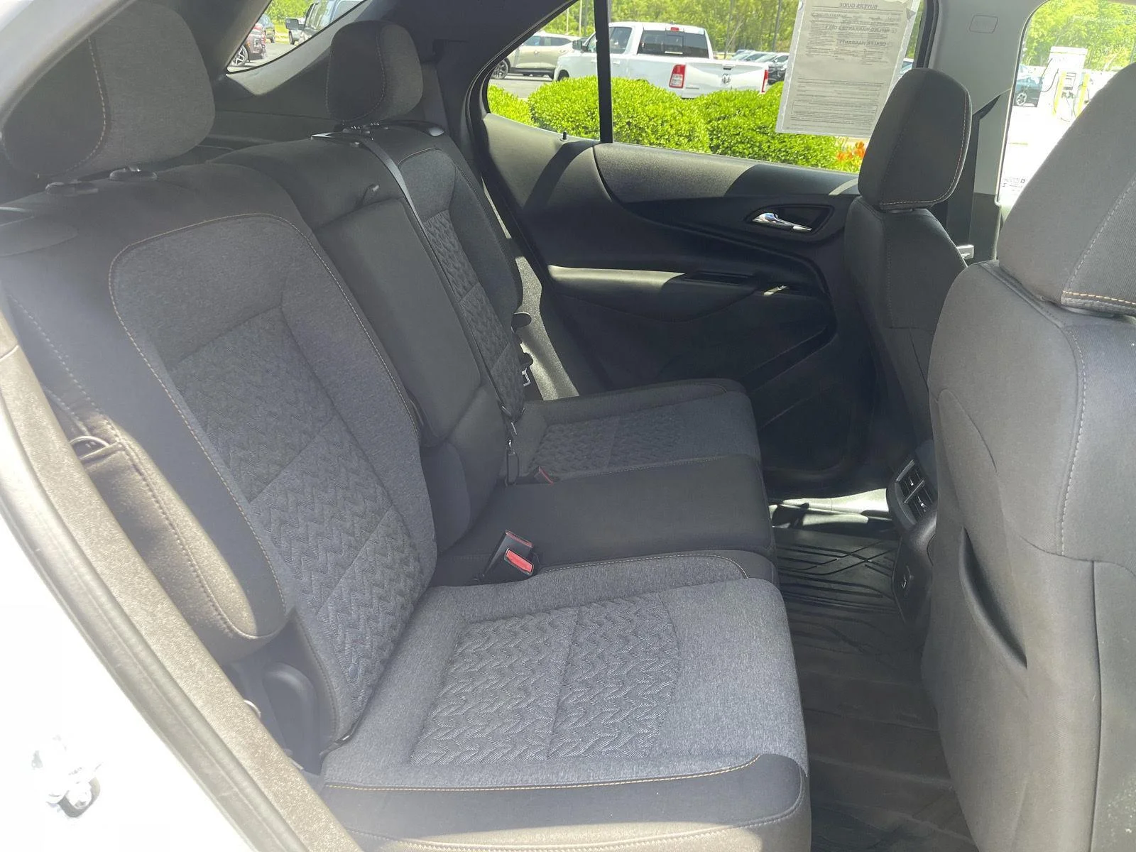 Used 2024 Summit White Chevrolet LT image 34