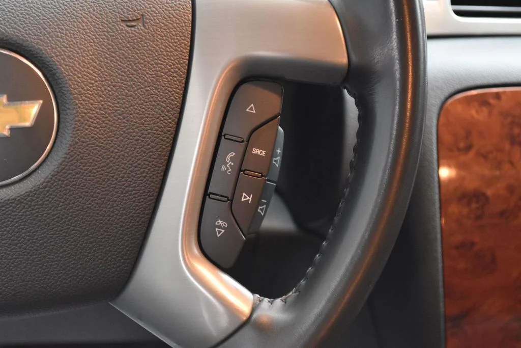 Used 2013 White Chevrolet LT image 10