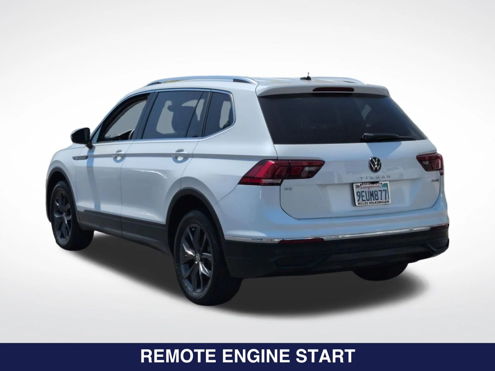 Used 2023 White Volkswagen 2.0T SE image 7