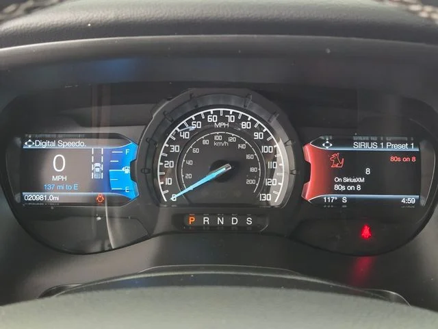 Used 2023 Green Ford Lariat image 25